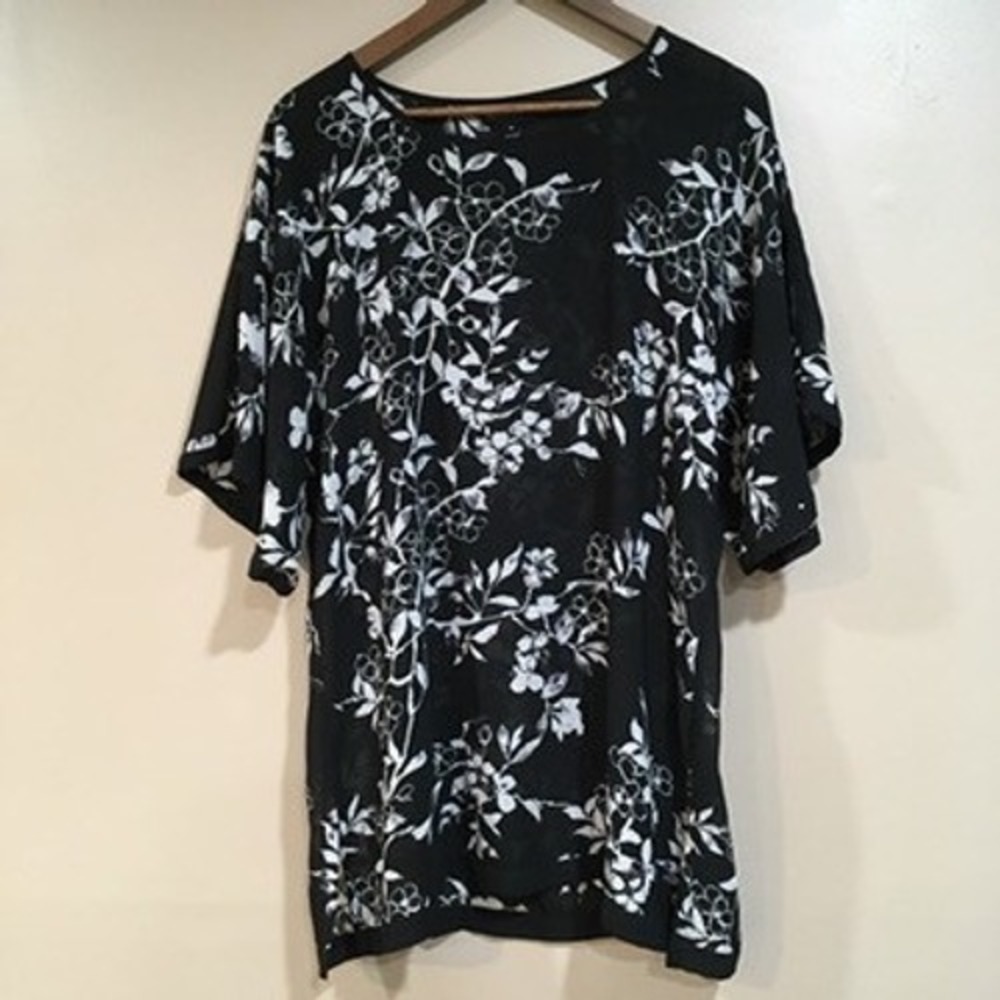 Dark Floral Sheer Kimono Top Womens S Black White Whimsigoth‎ Beach Coverup
